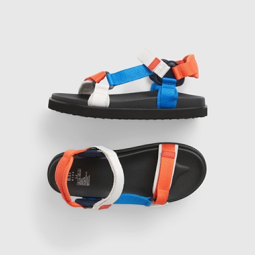 New‎ With Tags Kids Gap Size 3/4 Sporty Sandals